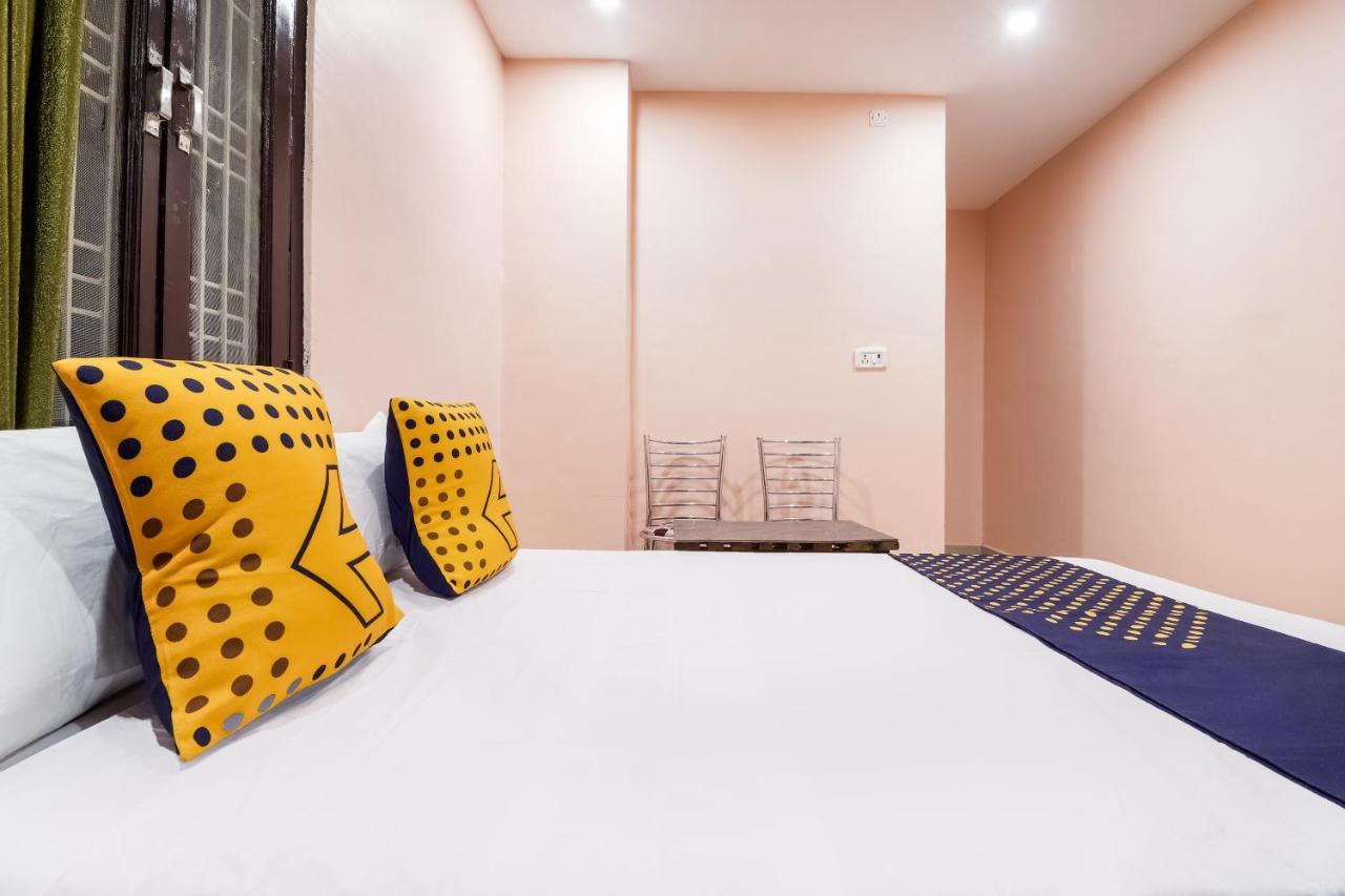 Spot On 63000 Hotel S.S. Plaza Banthra Sikandarpur Exteriör bild
