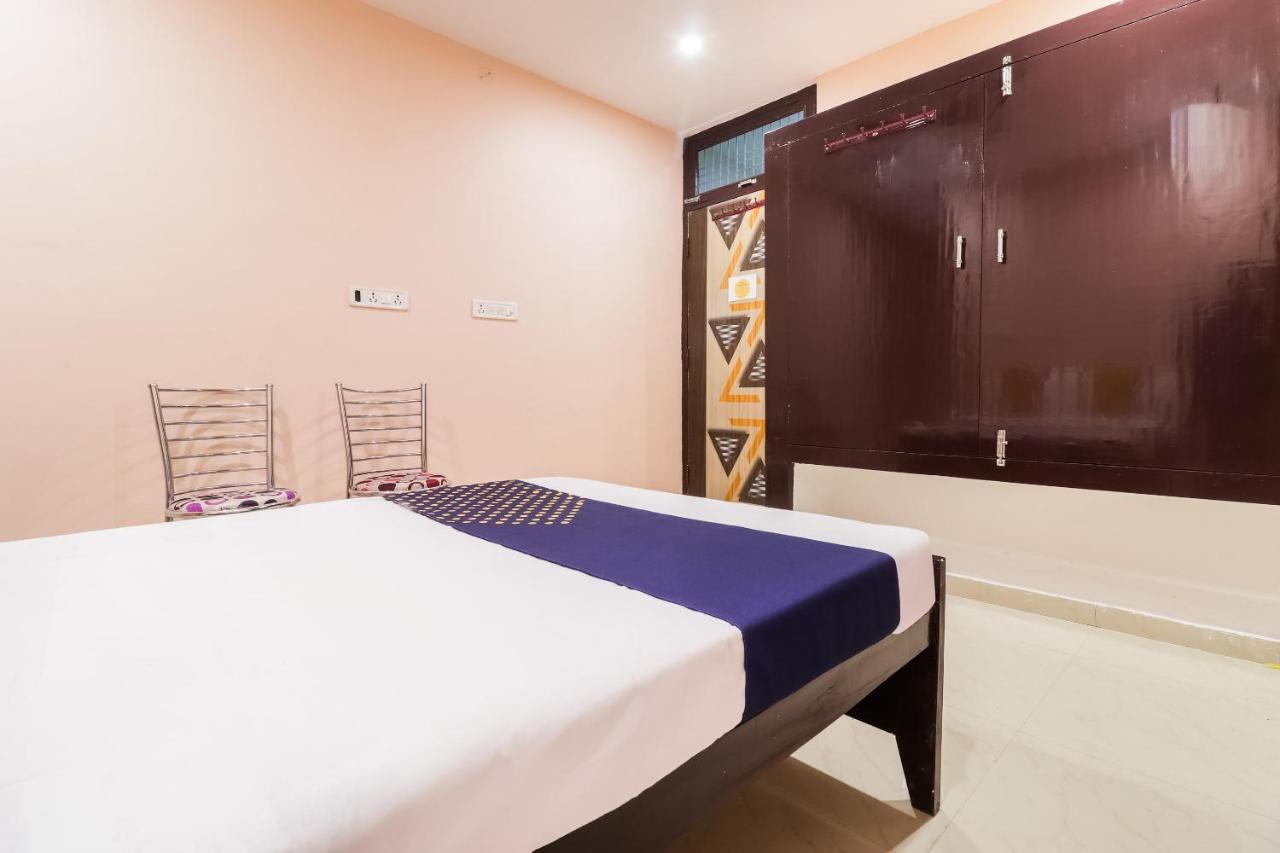 Spot On 63000 Hotel S.S. Plaza Banthra Sikandarpur Exteriör bild