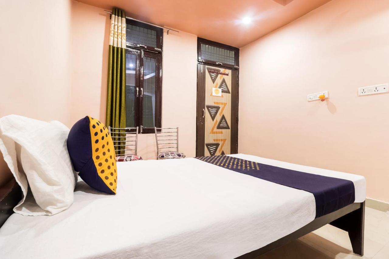 Spot On 63000 Hotel S.S. Plaza Banthra Sikandarpur Exteriör bild
